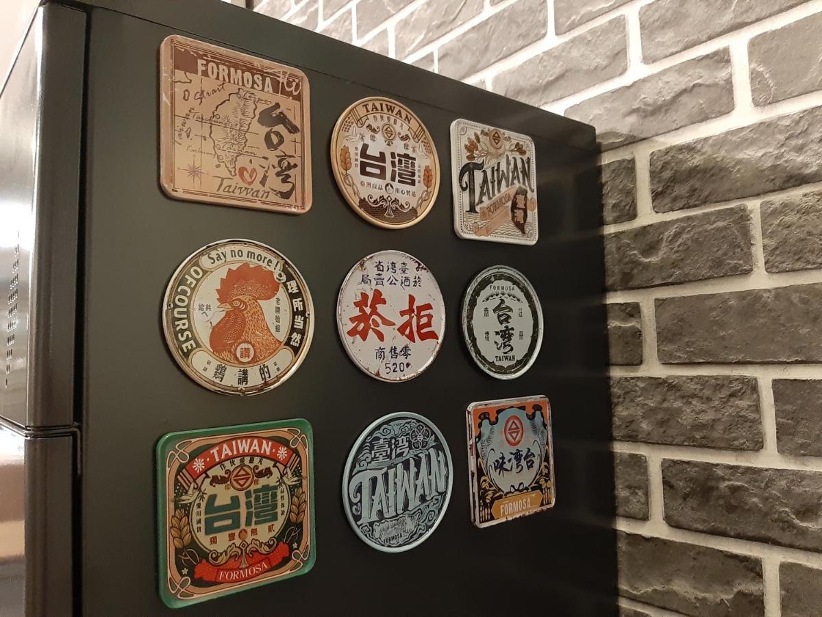 Quiet Hostel - Minquan Inn Тайнан Екстериор снимка